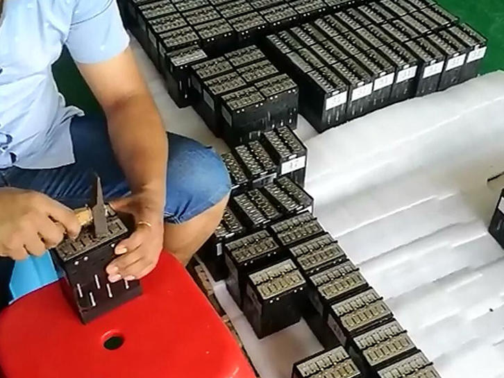 Welding Battery -Laser Welding Preparing